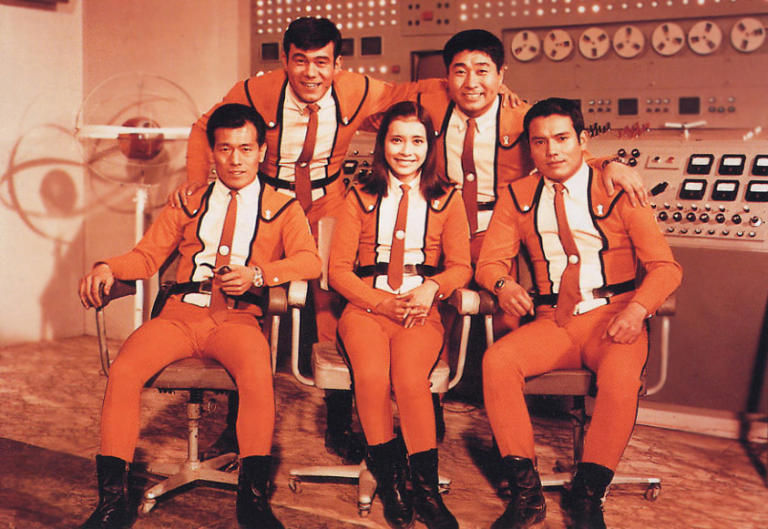 Equipe científica de Ultraman
